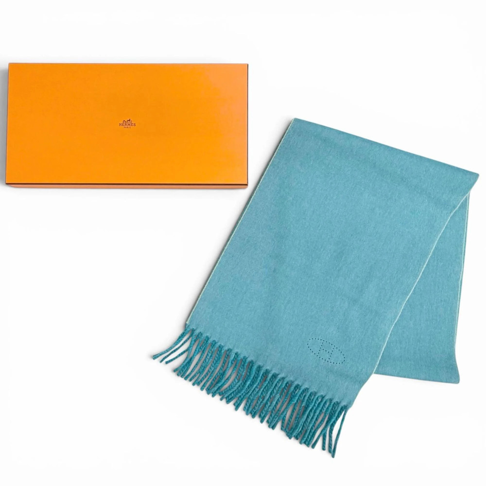 HERMES Blue Scarf - Picture 2 of 9